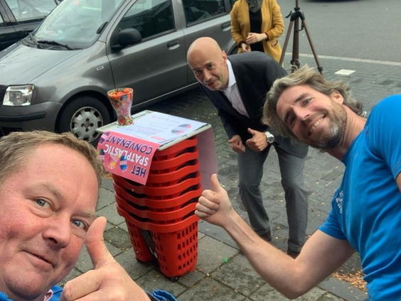 Operatie Spatplastic: een ban op de waterballon