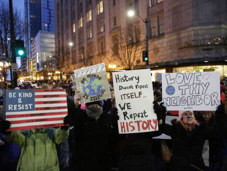 Boze Amerikaanse burgers demonstreren tegen inreisverbod