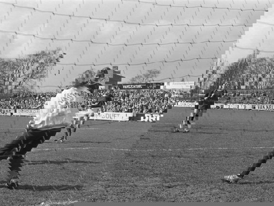 Een halve eeuw georganiseerd vrouwenvoetbal