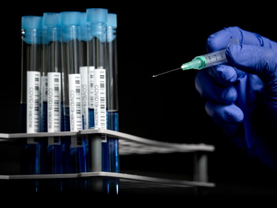 Onderzoekers: 'Oxford-vaccin lijkt te werken'