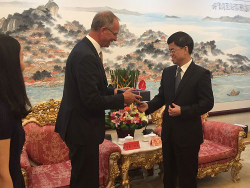 Henk Kamp: China is wereldleider klimaat