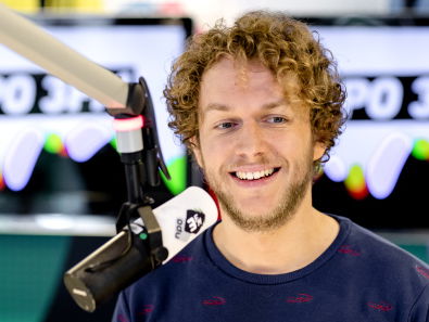 3FM-dj Mark van der Molen geeft voorproefje van de beste covid-liedjes