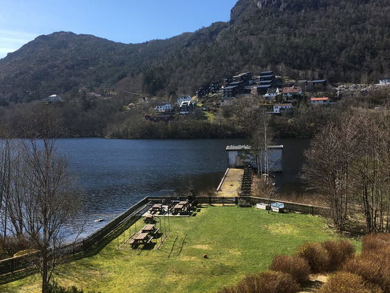 #uitgezoomd vanuit Noorwegen