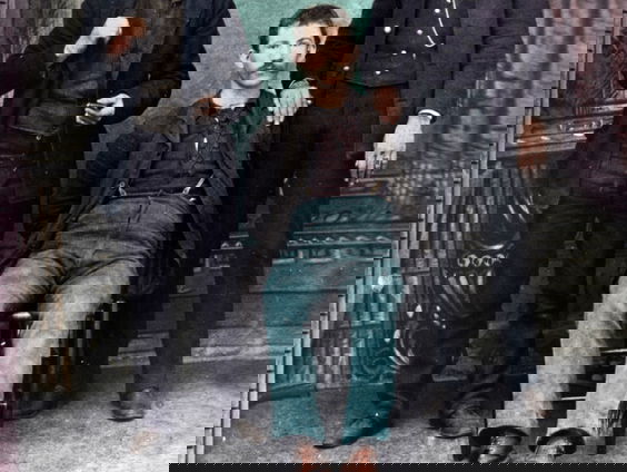 Uur 2: Het Molukse drama met Coen Verbraak, de laatste postkoetsovervaller van Michigan OVT 16-05-2021