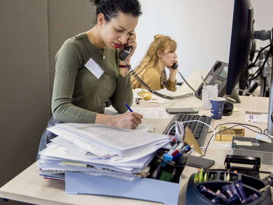 Wat kunnen we leren van andere landen als het gaat om bron- en contactonderzoek?