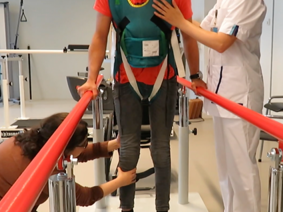 Baanbrekend dwarslaesie-onderzoek Erasmus MC: Juan kan weer staan