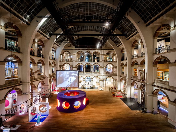 Hoe moet Nederland omgaan met kunst die tijdens de koloniale overheersing is verkregen?