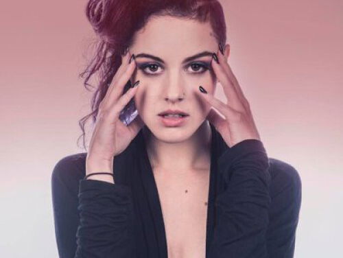 Live-optreden: LAKSHMI