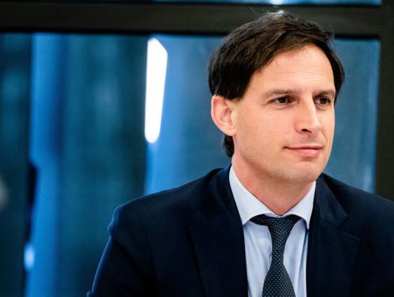 Politiek laat financiële sector met rust en dat is schadelijk