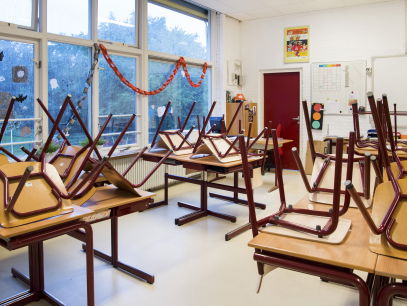 'Vergeet het schoolbestuur, redt zelf de kleine dorpsschool'