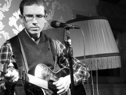 Volle zalen voor een grappige nerd