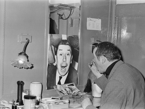 Emma Louise Diest duikt in geschiedenis Carré