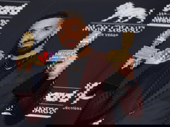 Drake trekt nominaties voor Grammy in