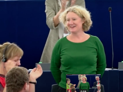 Judith Sargentini geëmotioneerd na stemming tegen Hongarije