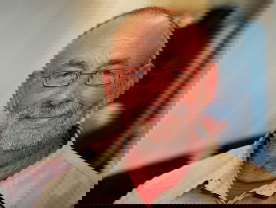 Hans Dorrestijn hoopt schouwburgen weer onveilig te maken met ’t Houdt een keer op