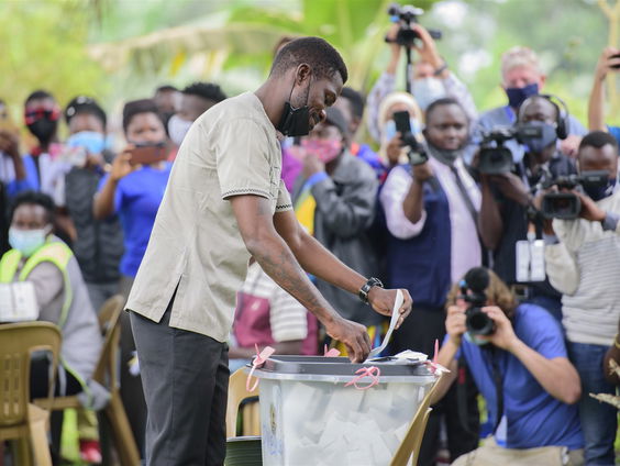 De rappende presidentskandidaat die niet wil zwijgen