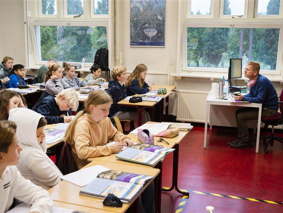 Stand.nl: De scholen moeten zo lang mogelijk openblijven