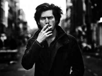 Iets moois voor het slapen gaan: Maarten Heijmans zingt Ramses