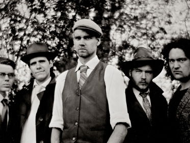 Live: Jan Terlouw Jr & The Nightclub: Mister Nothing