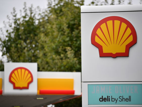 Shell moet investeren in een groene toekomst, daarvoor pleit Shell-aandeelhouder Mark van Baal.