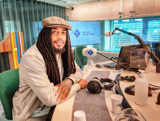 Young Mich Poetry over nieuwe voorstelling ‘TO BE'