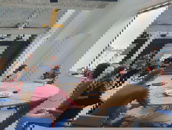 Offline: Moeten jongeren juist nu gaan stemmen?