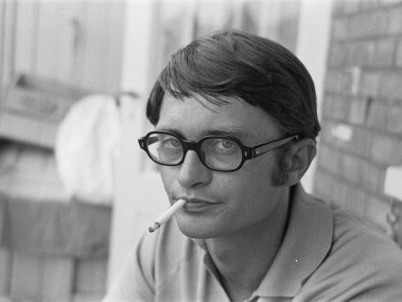 Taalschatten uit De Taalstaat: Bij Hoog en Bij Laag van Remco Campert, met Mirjam van Hengel