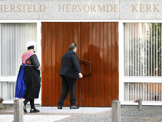 Stand.nl: Ook kerkgangers in Staphorst moeten hun verantwoordelijk nemen