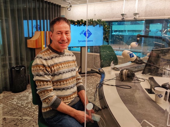 Roger van den Berg over zijn werk in de zorg en het onderwijs in de coronacrisis