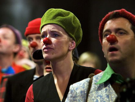 BN'ers worden cliniclown in 'Zet 'm Op'