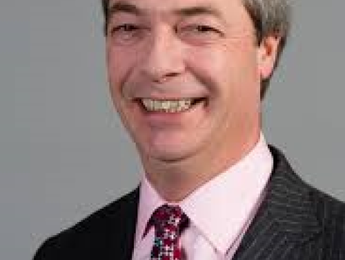 Roelof van de Redactie - Nigel Farage splijt Californië