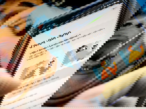 CoronaMelder: 10.000 meldingen per dag, ook op meer dan anderhalve meter