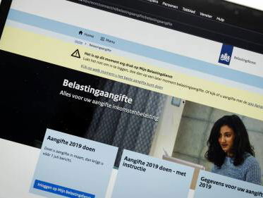 'Belastingdienst controleerde mensen met tweede nationaliteit extra streng'