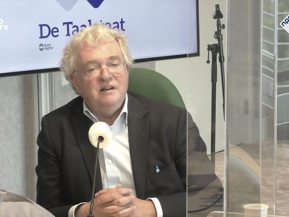 Zijn politici 'u' of 'jullie'? Kees Boonman weet het.