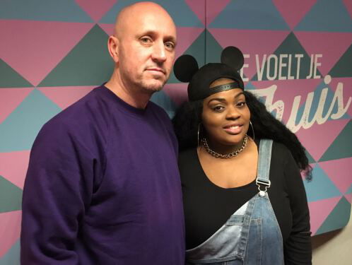 Sarah - Jane over haar Nieuwe EP ''Black Magic''!!