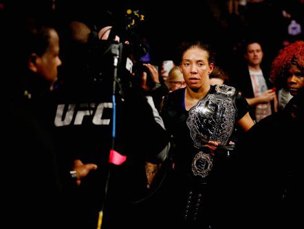 De Randamie wil best nog een keer vechten tegen Holly Holm