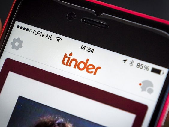 Online daten blijft risicovol: 'Spreek altijd op openbare plek af'