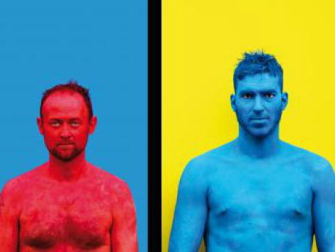 Zingen voor koplampen in plaats van gezichten