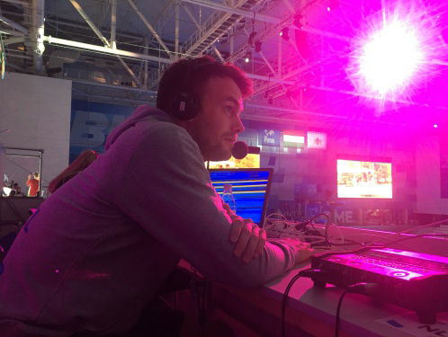 Oud-zwemmer Verschuren geniet nu als relaxte toeschouwer van WK