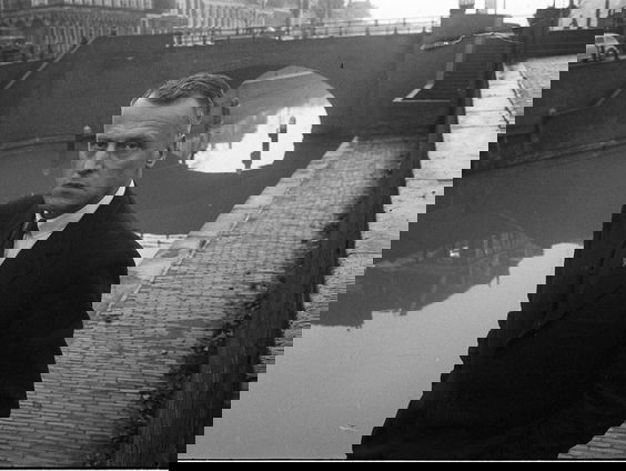 W.F. Hermans en Amsterdam: een haat-liefde-verhouding