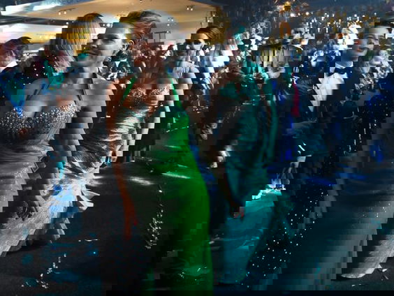 “Superrijken moeten de helft van hun vermogen schenken aan goede doelen”