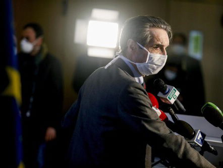 Het versoepelen van regels is in Italië een politieke strijd