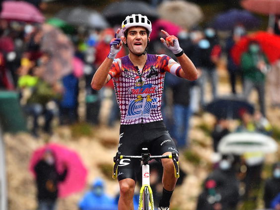 Ruben Guerreiro wint bergetappe in de Giro d'Italia