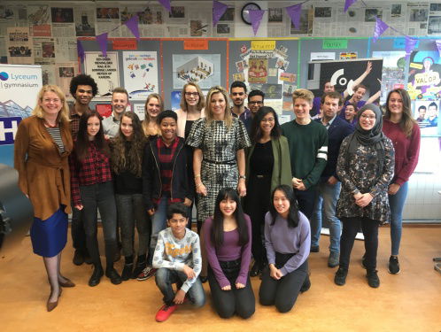 Maxima verrast LHBTI-studenten