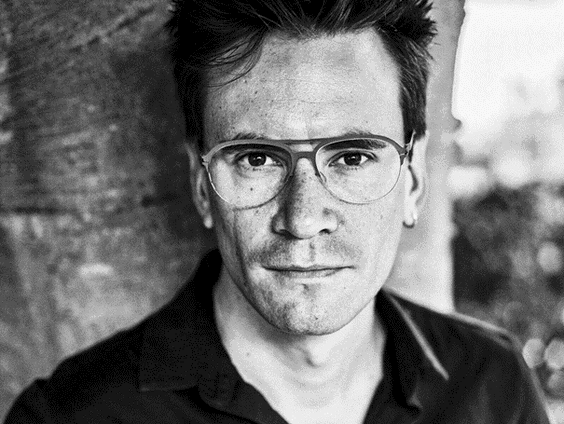 Kunststof - Matthias M.R. Declercq, schrijver en journalist