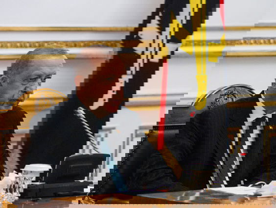 Turkije zet Nederlandse ambassadeur en collega's uit