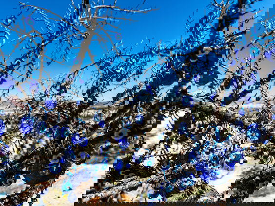 'Het onttoveren van de wereld moet stoppen'