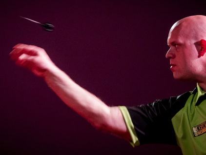 Darter Van Gerwen gooit voor eigen publiek