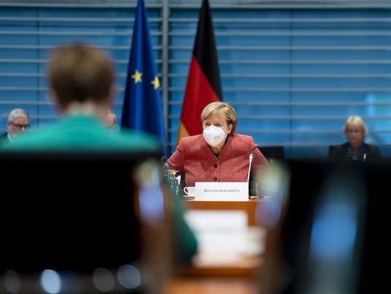 15 jaar Merkel aan het roer: van Mädchen tot Mutti