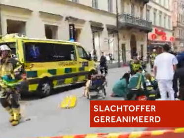Doden bij aanslag met truck in centrum Stockholm